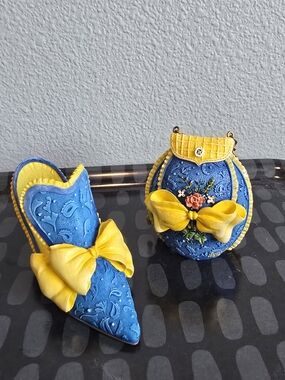 Willow Hall Centre Stage Collection Day Dreamer Ceramic Heel And Purse Miniature
